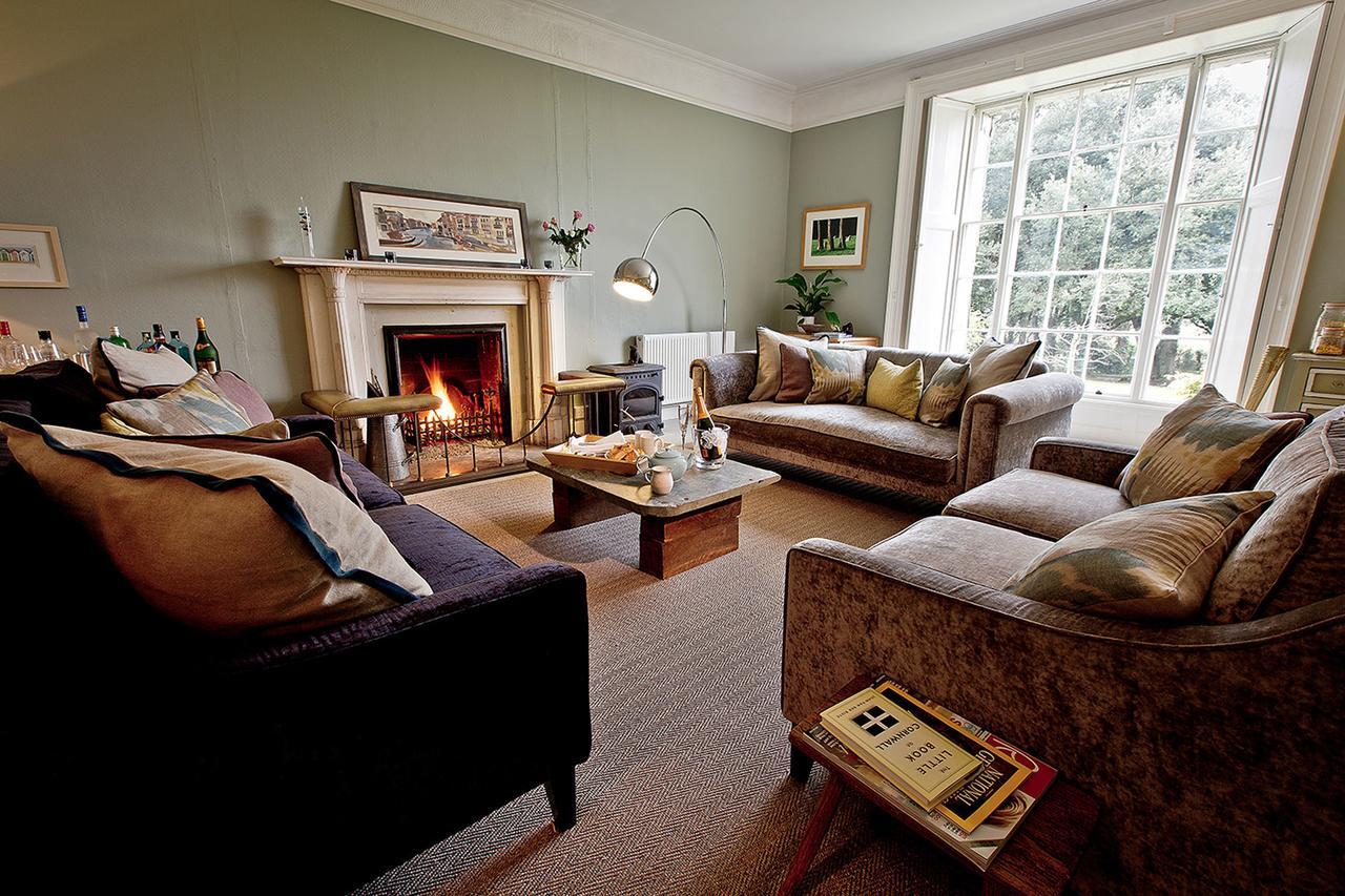 Trewornan Manor Bed and Breakfast Wadebridge Buitenkant foto