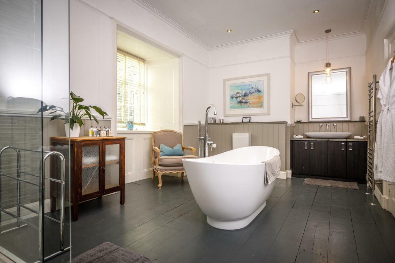 Trewornan Manor Bed and Breakfast Wadebridge Buitenkant foto
