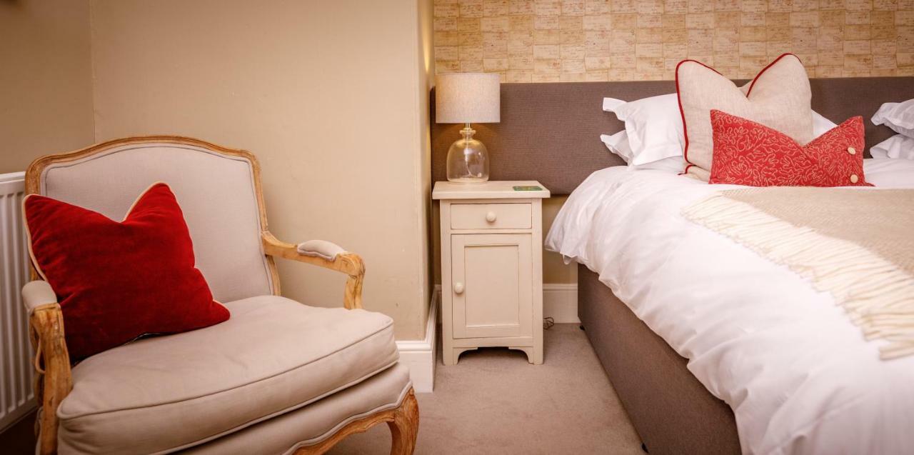 Trewornan Manor Bed and Breakfast Wadebridge Buitenkant foto