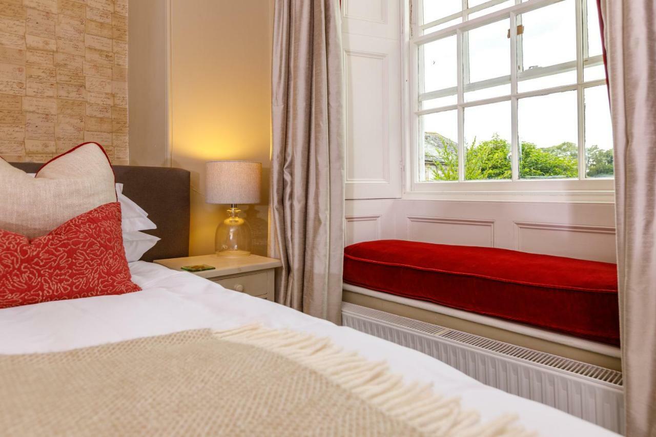 Trewornan Manor Bed and Breakfast Wadebridge Buitenkant foto