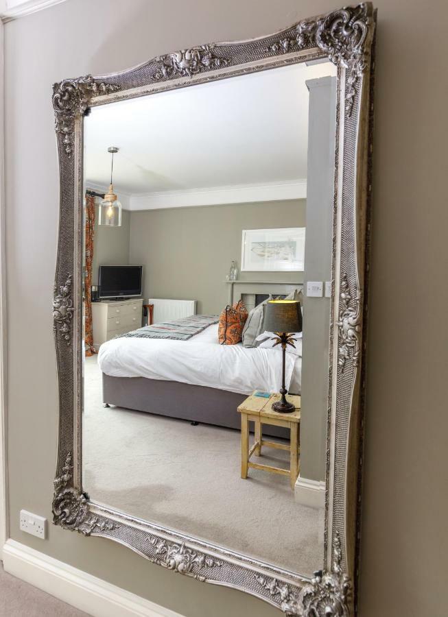 Trewornan Manor Bed and Breakfast Wadebridge Buitenkant foto